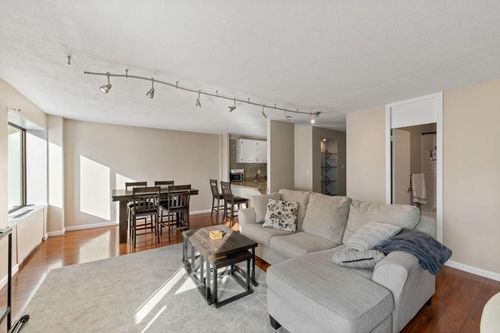 apt-b1503-19 S 1st St, Minneapolis, MN, 55401-1818 | Card Image