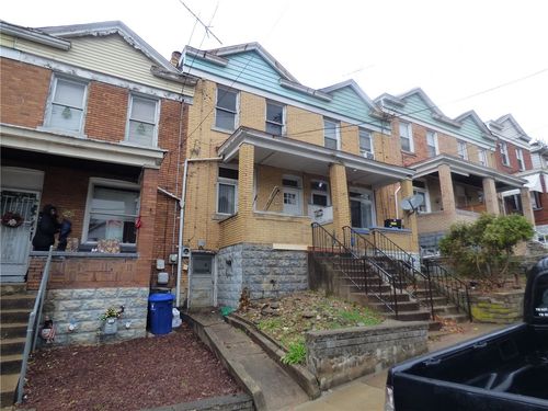 320 Lorenz Ave, Pittsburgh, PA, 15220-5733 | Card Image
