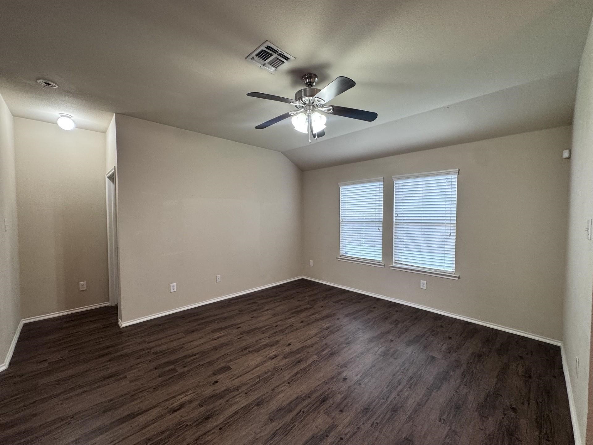 Residential Lease in Princeton 3