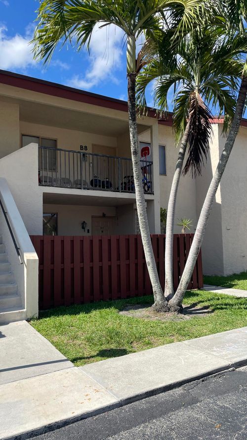b2-7911 Southgate Blvd, North Lauderdale, FL, 33068-1137 | Card Image