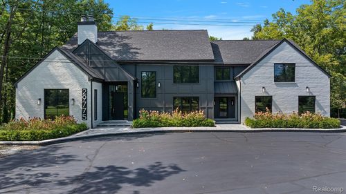 29775 Bristol Ln, Bingham Farms, MI, 48025-4628 | Card Image