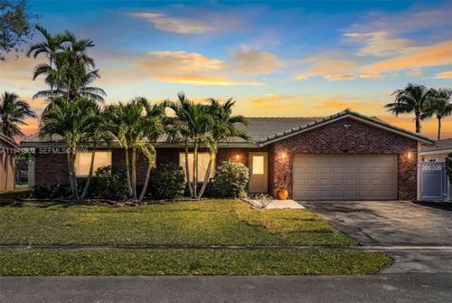 3701 Nw 114th Ave, Coral Springs, FL, 33065-2618 | Card Image