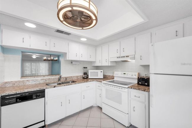 APT-103 - 845 Maple Ct, Condo with 2 bedrooms, 1 bathrooms and null parking in DUNEDIN FL | Image 13