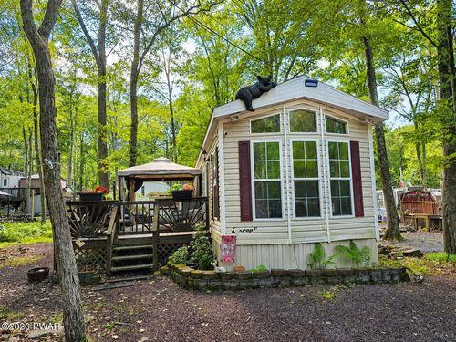 3-126 Birchy Brook Dr, Milford, PA, 18337-4093 | Card Image
