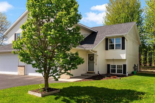 556 Ronald Lee Circle, RIO, WI, 53960 | Card Image