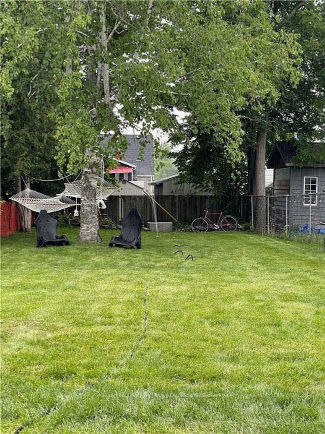 42 Margaret St, House attached with 3 bedrooms, 2 bathrooms and 3 parking in Port Hope ON | Image 41