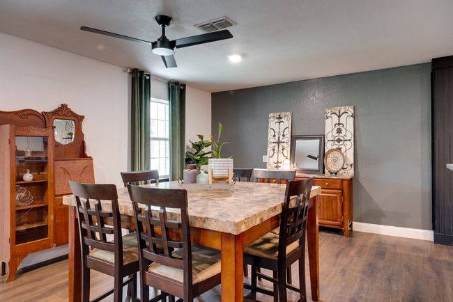 207 Inwood Dr, Home with 4 bedrooms, 3 bathrooms and 2 parking in Palestine TX | Image 7
