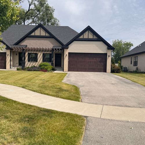 548 Mihelich Ln, Lockport, IL, 60441-4663 | Card Image