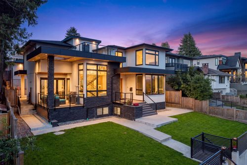 5243 Carson St, Burnaby, BC, V5J2Z3 | Card Image