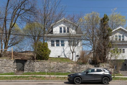 608 Carbon St, Syracuse, NY, 13208-2112 | Card Image