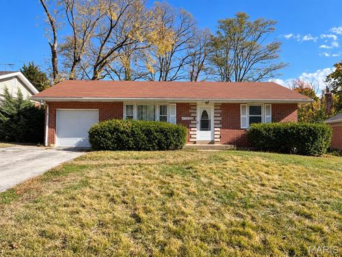 4708 N Hills Ln, Saint Louis, MO, 63121-1030 | Card Image