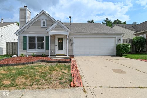 347 Lake Ridge Ln, Greenwood, IN, 46142-2112 | Card Image