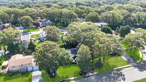 105 Julbet Dr, Sayville, NY, 11782-1449 | Card Image