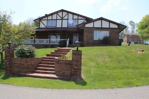 161 Valley Dr, Richlands, VA, 24641-3602 | Card Image