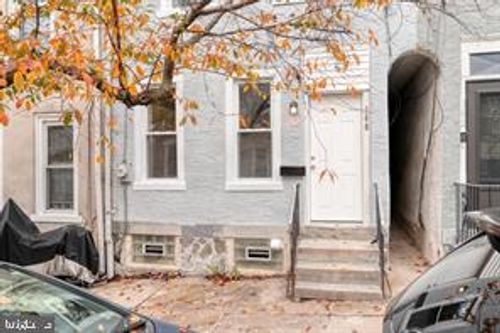 160 East St, PHILADELPHIA, PA, 19127-1806 | Card Image
