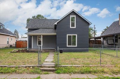 2932 E Sanson Ave, Home with 3 bedrooms, 2 bathrooms and null parking in Spokane WA | Image 1