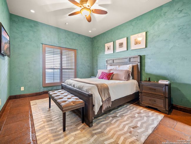 APT-404 - 1022 Navarro St, Condo with 2 bedrooms, 3 bathrooms and null parking in San Antonio TX | Image 12