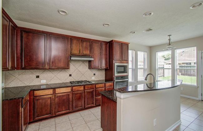 3410 Walden Creek Ln, House other with 3 bedrooms, 3 bathrooms and 2 parking in Pearland TX | Image 15