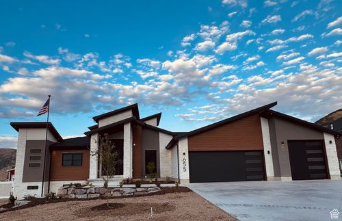 655 Willard Peak Rd, Mantua, UT, 84324-4404 | Card Image