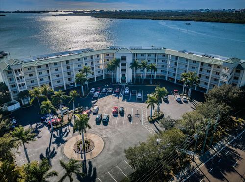 303-8800 Bay Pines Blvd, St Petersburg, FL, 33709-4017 | Card Image
