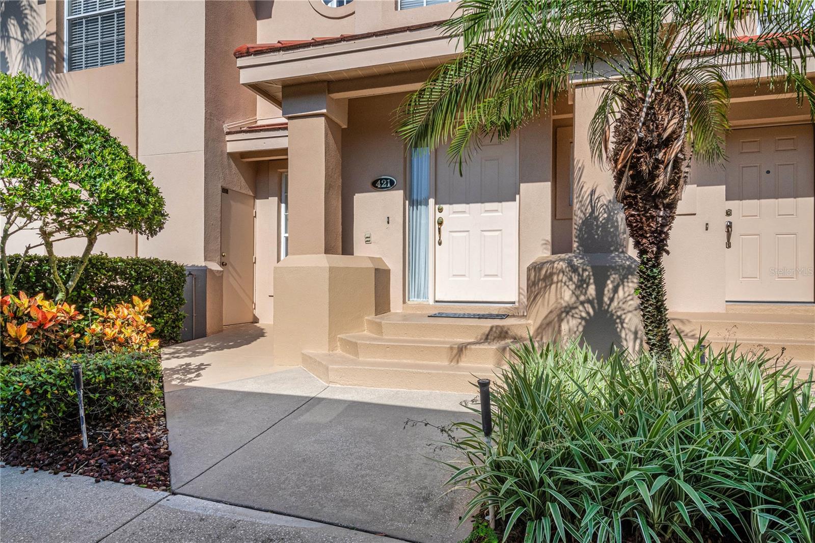 421 421 Enclave Place, Sold in Lakeland Zoocasa