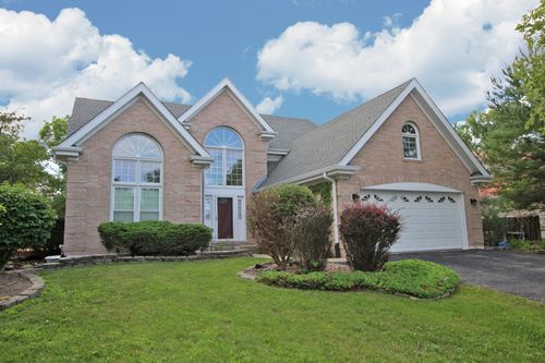 1254 Tracie Dr, Lake Zurich, IL, 60047-3342 | Card Image