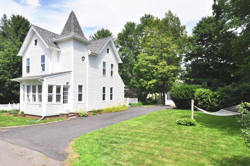 25 Wall St, Unionville, CT, 06085-1258 | Card Image