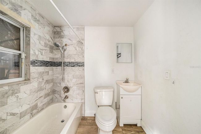 8606 N 9 Th St, House other with 2 bedrooms, 2 bathrooms and null parking in TAMPA FL | Image 8