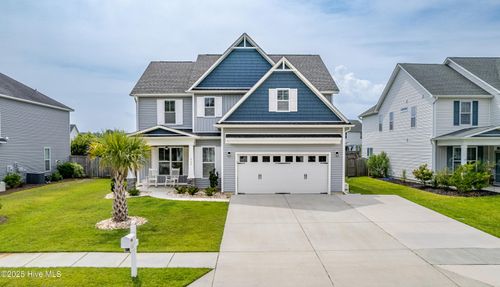 699 Heartwood Dr, Winnabow, NC, 28479-5793 | Card Image