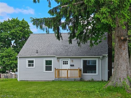 17 N Richview Ave, Youngstown, OH, 44509-2350 | Card Image