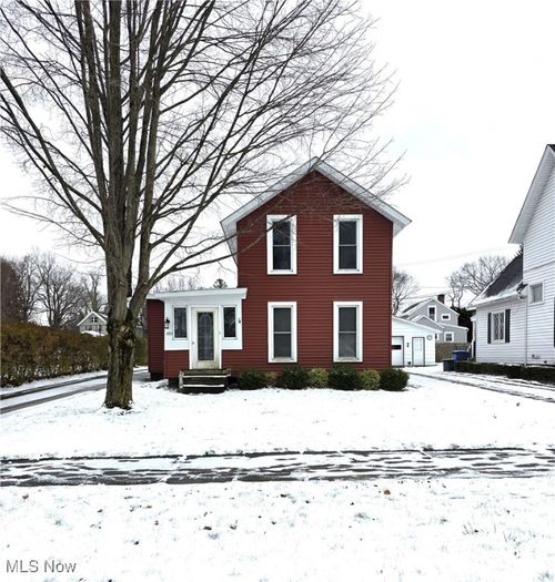 495 Main St, Conneaut, OH, 44030-2217 | Card Image