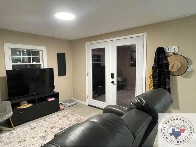 3873 Fm 249 E, House other with 2 bedrooms, 2 bathrooms and null parking in Bloomburg TX | Image 7