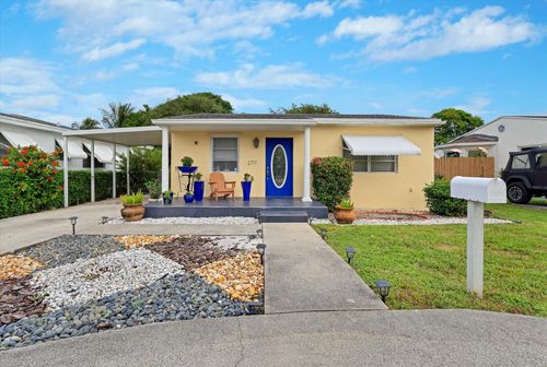2711 Madison St, Hollywood, FL, 33020-5733 | Card Image