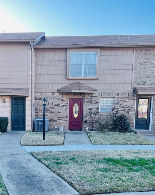 518 Pecan Acres Ct, Arlington, TX, 76013-7119 | Card Image