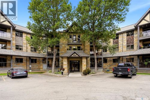 210-2550 25th Ave, Regina, SK, S4S4E6 | Card Image