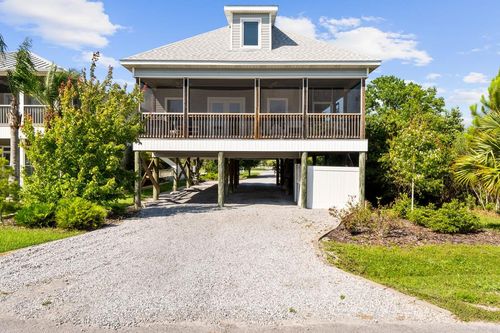 207 Florida Ave, Mexico Beach, FL, 32456-9507 | Card Image