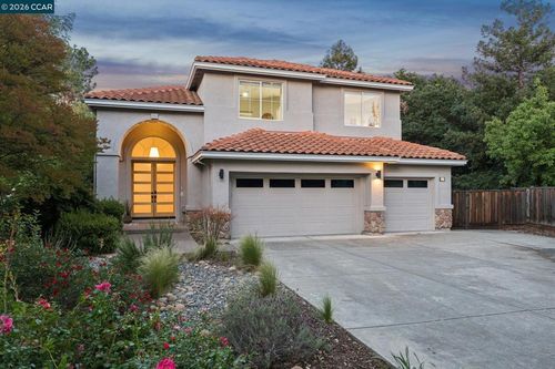 116 Castle Rock Ln, Walnut Creek, CA, 94598-4515 | Card Image