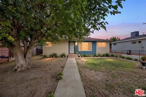 807 Shalimar Dr, Bakersfield, CA, 93306-5624 | Card Image