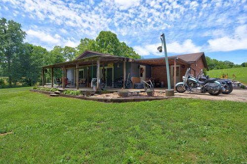 13407 Deer Creek Rd, Tell City, IN, 47586-8852 | Card Image