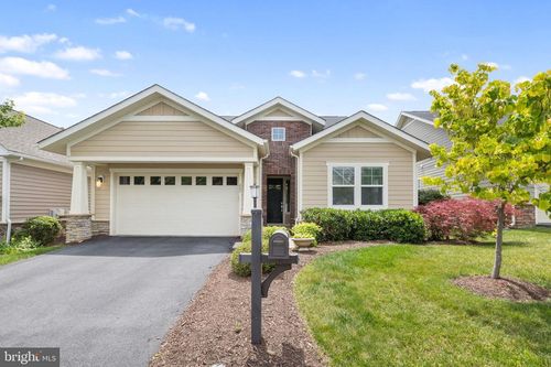 222 Grebe Dr, LAKE FREDERICK, VA, 22630-2086 | Card Image