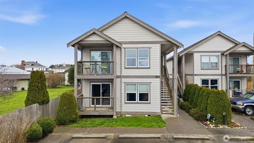 ste-101-953 3rd St, Blaine, WA, 98230-4056 | Card Image
