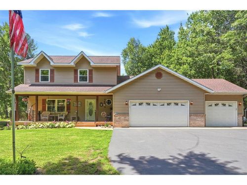 733 220th St, Osceola, WI, 54020-4543 | Card Image