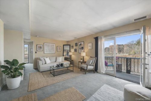 apt-2a-37 Harbor Ln, New Rochelle, NY, 10805-1342 | Card Image