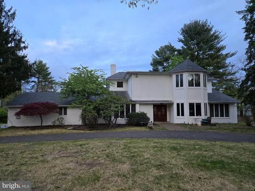 9 Willowdale Dr, CHERRY HILL, NJ, 08003-2832 | Card Image
