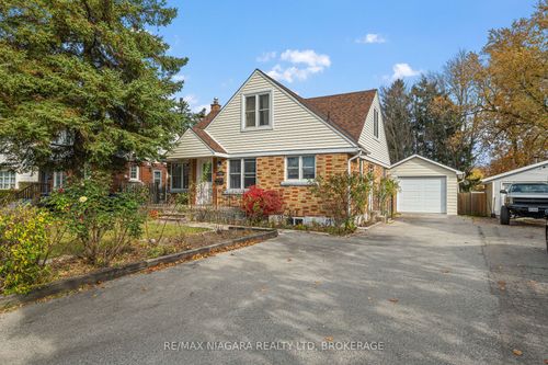 7803 Beaverdams Rd, Niagara Falls, ON, L2H1R6 | Card Image