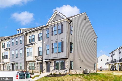 726 Compass Way, FREDERICK, MD, 21701-9492 | Card Image