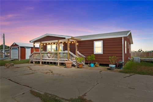 1628 S Kossuth St, Rockport, TX, 78382-6730 | Card Image