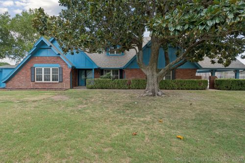 7021 E 66th Pl, Tulsa, OK, 74133-1805 | Card Image