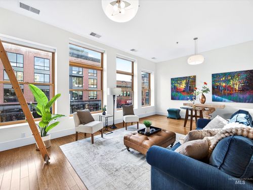 101 N 10th Street #203, Boise, ID, 83702 | Card Image