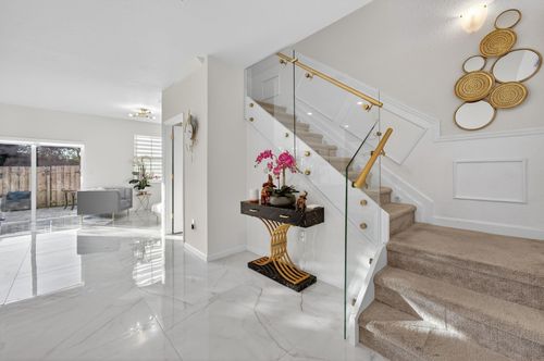 4668 Nw 120th Way, Coral Springs, FL, 33076-1902 | Card Image